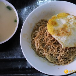 鱼汤干拌鸡蛋面